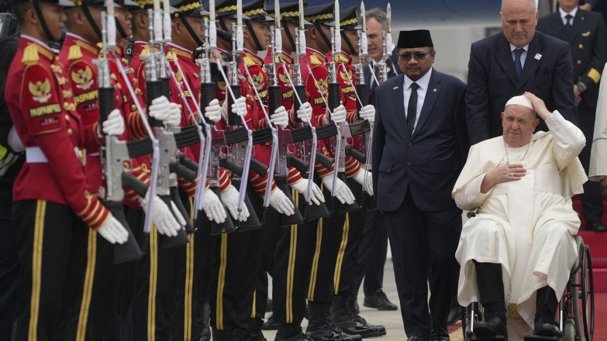 Papa Francis Soekarno Hatta Uluslararası Havalimanı'nda, Cakarta, Endonezya, 3 Eylül 2024.