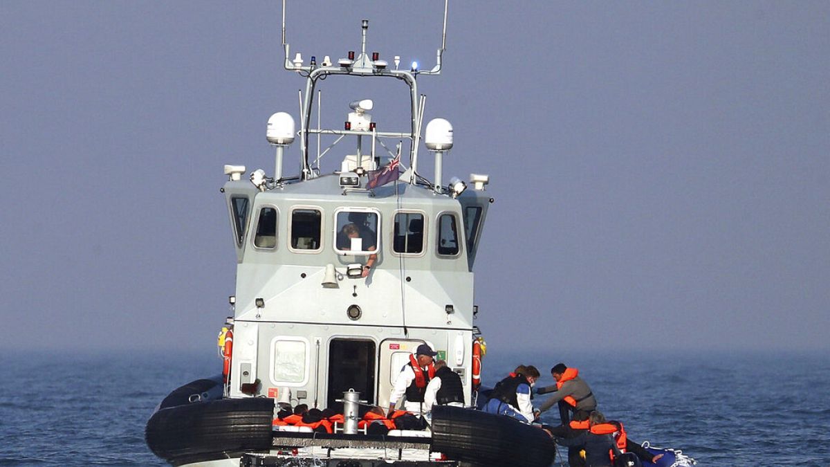 Un'imbarcazione utilizzata per operazioni di salvataggio 