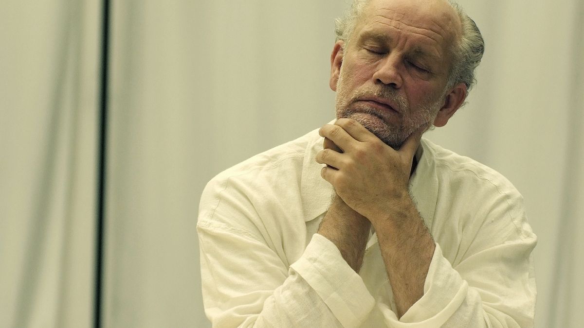 John Malkovich "The Infernal Comedy" ile İstanbul'a geliyor.