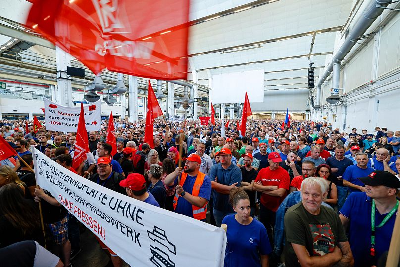 Thousands of Volkswagen employees at main plant in Wolfsburg watching meeting on 04.09.2024