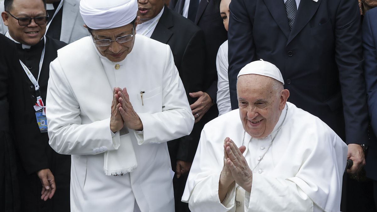  François cosigne un texte avec l’imam de la plus grande mosquée d’Asie , jeudi 5 septembre 2024. 