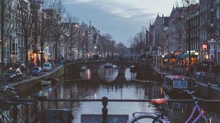 Un puente en Prinsengracht, Ámsterdam, Países Bajos.