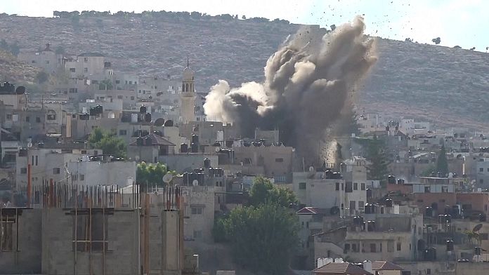 No Comment : l'offensive israélienne en Cisjordanie occupée cible le camp de Jénine (1/1)