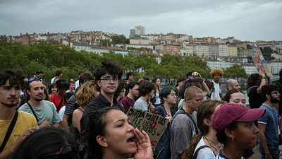 Акция протеста на набережной Роны, Лион, 7 сентября 2024 года.