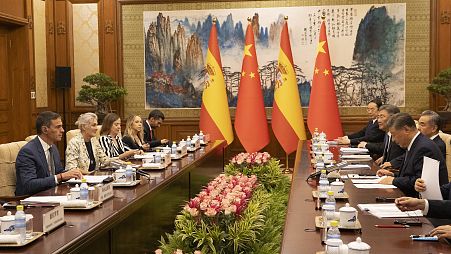 Reunión de la delegación española con las autoridades chinas.