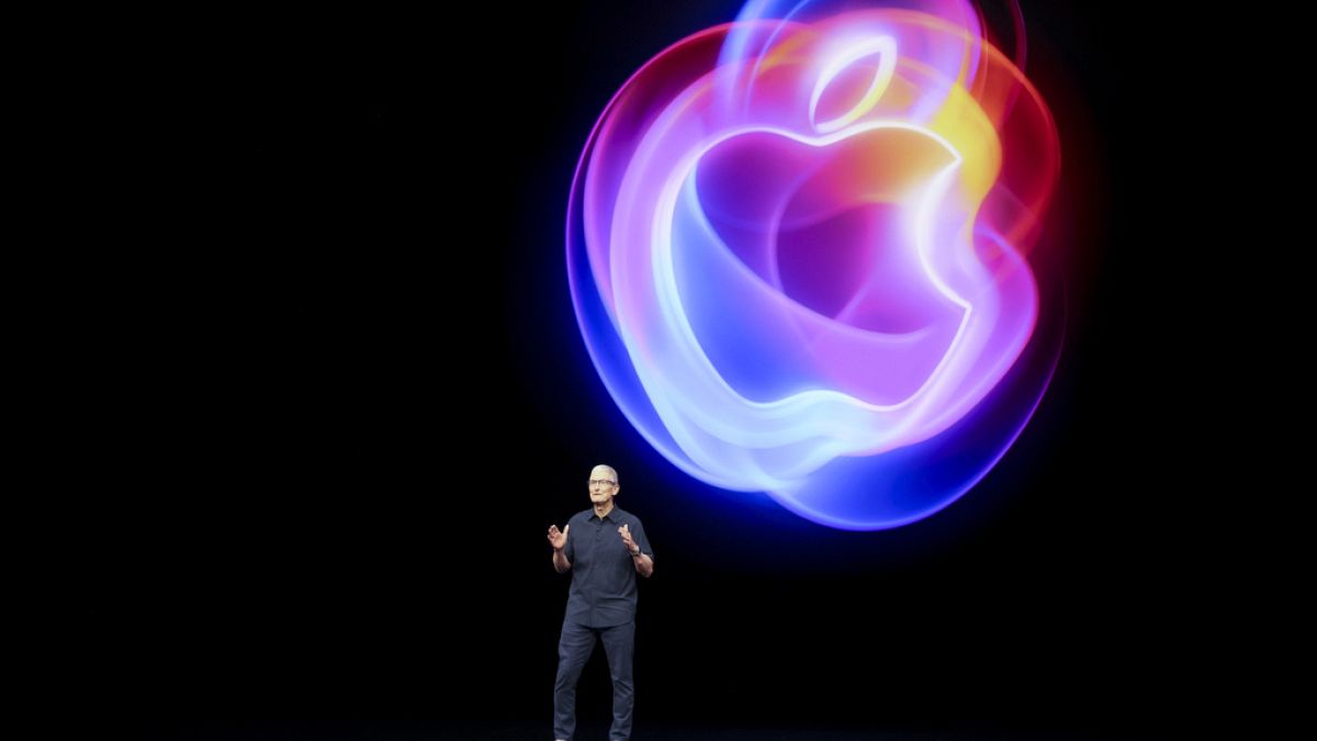 H Apple παρουσίασε το IPhone 16: Intelligence, Action Button και νέα ζωντανά χρώματα H Apple παρουσίασε το IPhone 16: Intelligence, Action Button και νέα ζωντανά χρώματα