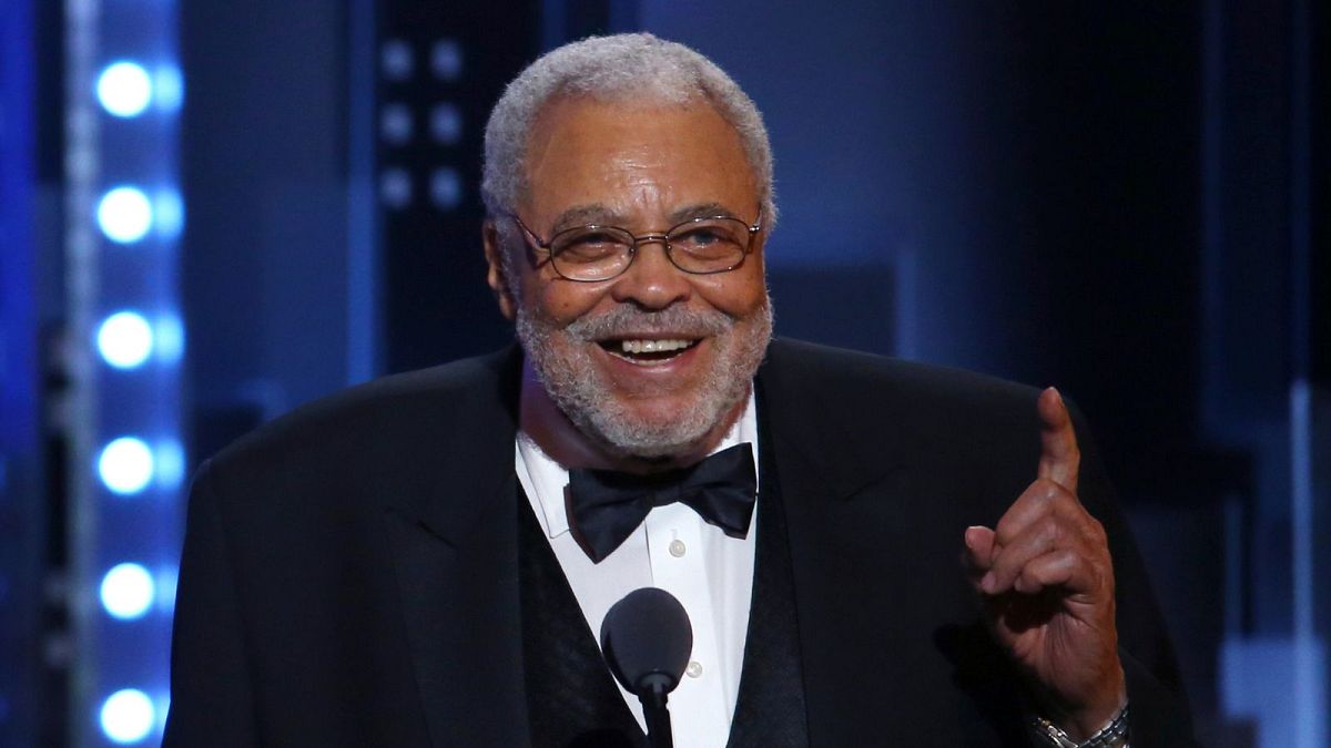 Darth Vader'ı seslendiren aktör James Earl Jones hayatını kaybetti