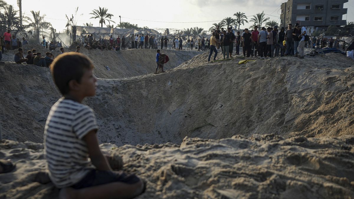 Pelo menos 19 mortos após ataque israelita em zona humanitária em Gaza