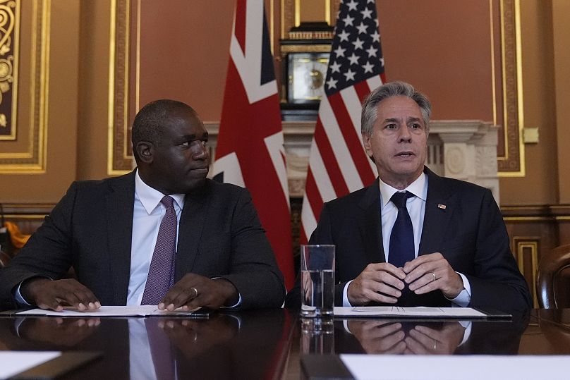 Le secrétaire d'État américain Antony Blinken lors d'une réunion avec le ministre britannique des Affaires étrangères David Lammy, à Londres, le mardi 10 septembre 2024.