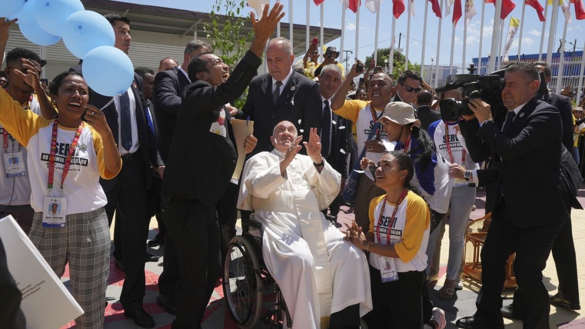 Pope lands in Singapore after record-breaking Mass in Timor-Leste