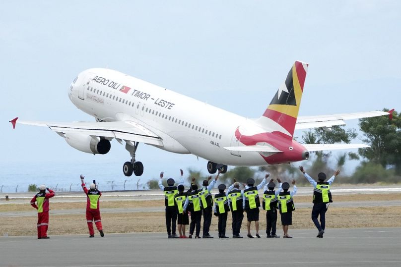 Papa Francesco parte alla volta di Singapore