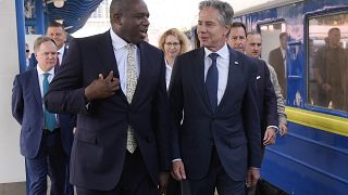 Le secrétaire d'État américain Antony Blinken et le ministre britannique des Affaires étrangères David Lammy arrivent à Kyiv, en Ukraine, le mercredi 11 septembre 2024.