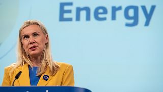 EU-Energiekommissarin Kardi Simson bei der Vorstellung des Jahresberichts zur Lage der EU-Energieunion in Brüssel