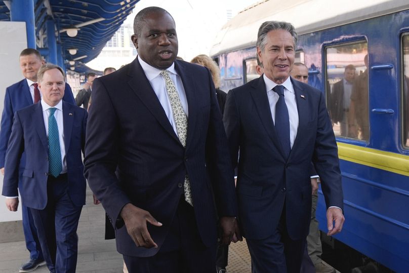 David Lammy y Antony Blinken visitan Kiev.