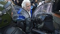 Les retraités manifestent en Argentine pour l'augmentation des pensions.