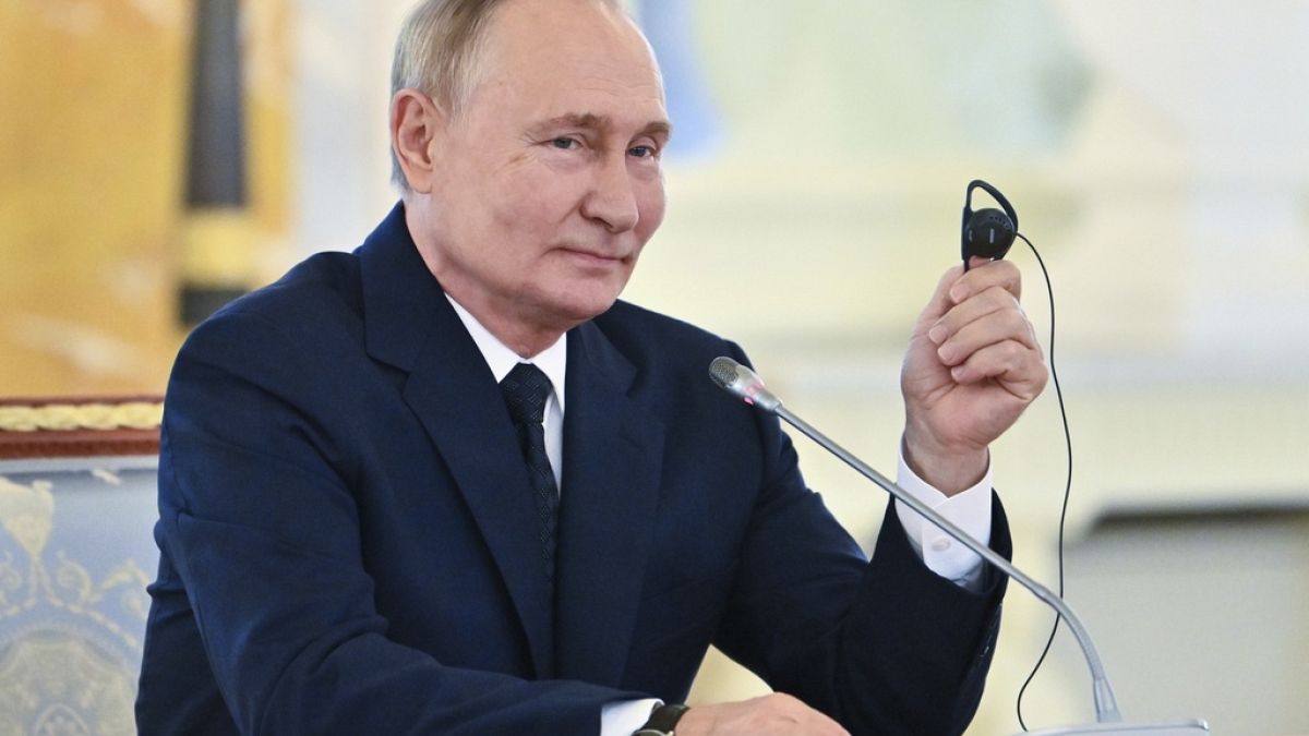 Rusya Devlet Başkanı Vladimir Putin, St. Petersburg'da düzenlenen BRICS Ülkeleri Güvenlikten Sorumlu Yüksek Temsilcileri Toplantısı'nda, 12 Eylül 2024.