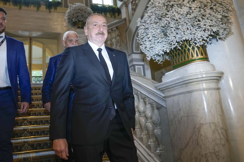 Le président azerbaïdjanais Ilham Aliyev arrive au forum économique Cernobbio, en Italie, le 6 septembre 2024.