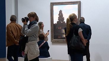 Paris célèbre les 100 ans du surréalisme avec une collection massive de chefs-d'œuvre