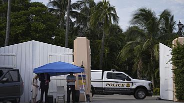 Un veicolo dei Secret Service davanti alla residenza di Donald Trump Mar-a-Lago, 16 settembre 2024