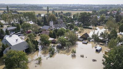 Vue aérienne d'un quartier inondé à Bohumin, en République tchèque, le mardi 17 septembre 2024.