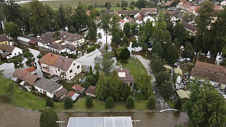 Вид на затопленные улицы в городе Плав, Чехия