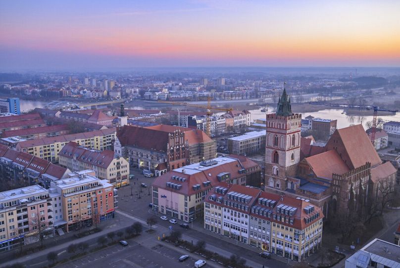 Francfort-sur-l'Oder, en Allemagne, en 2023. De l'autre côté du fleuve, la ville polonaise de Słubice