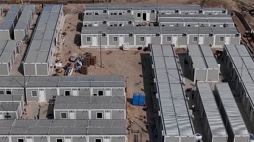 Un des deux centres pour migrants en constructions en Albanie