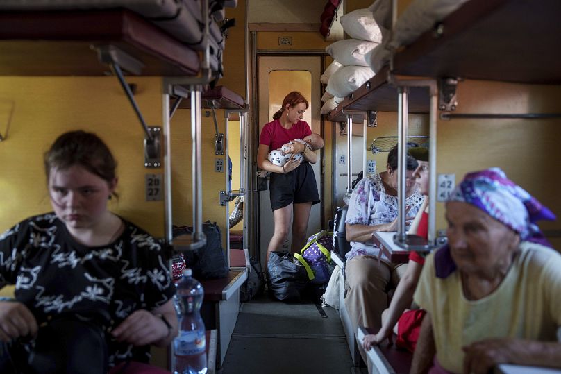 Donetsk bölgesine bağlı Pokrovsk'taki bir tahliye treni