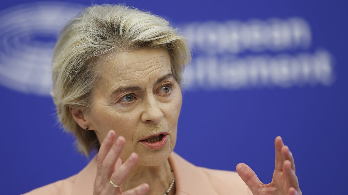 Die Präsidentin der Europäischen Kommission, Ursula von der Leyen, stellt am Dienstag, 17. September 2024, in Straßburg ihr neues Team für die nächsten fünf Jahre vor.