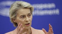 A Presidente da Comissão Europeia, Ursula von der Leyen, apresenta a sua nova equipa para o seu próximo mandato de cinco anos à frente do bloco, terça-feira, 17 de setembro de 2024, em Estrasburgo.