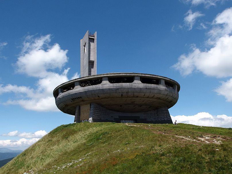 After the fall of the Communist regime, the building was abandoned and left to crumble. 