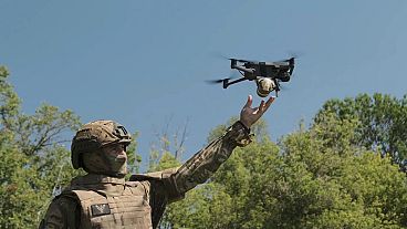 Un dron operado por el Ejército.