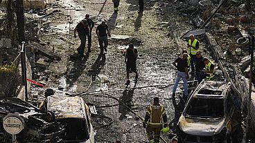 Une rue de Kiryat Bialik, au nord d'Israël, dévastée par des tirs de roquette du Hezbollah, dimanche 22 septembre 2024.