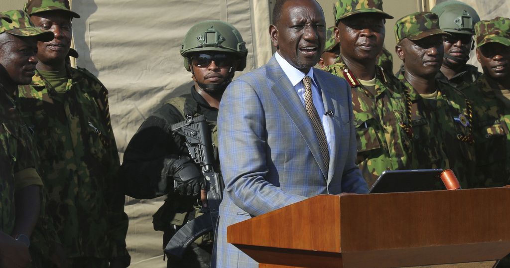 Ruto praises Kenyan police force on visit to Haiti