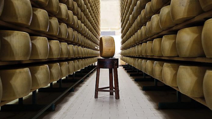 Dazi commerciali: Bruxelles contesta l'indagine cinese sui prodotti lattiero-caseari dell'Ue