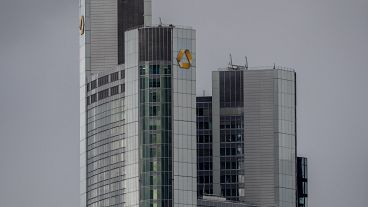 Τα κεντρικά γραφεία της Commerzbank στη Φρανκφούρτη της Γερμανίας. 12 Σεπτεμβρίου 2024.