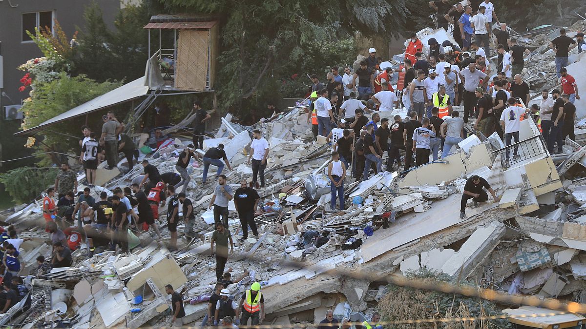 L'armée israélienne frappe des cibles au Liban et au Yémen