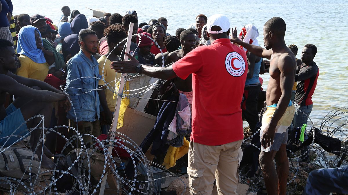 Sinking of a migrant boat in Tunisia leaves 12 dead and 10 missing