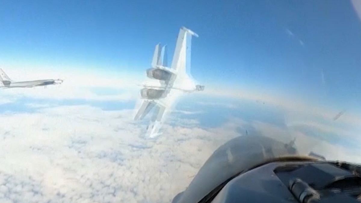 Dramatic video shows Russian fighter jet dangerously buzzing plane in Alaskan skies