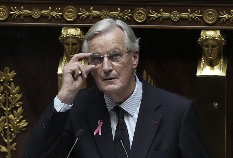 Il primo ministro francese Michel Barnier mentre tiene un discorso all'Assemblea nazionale, Parigi, 1 ottobre 2024