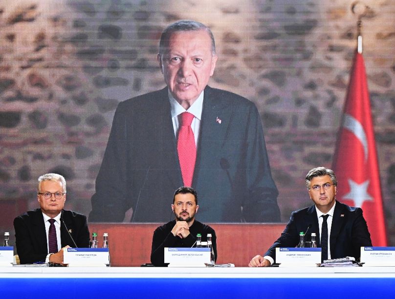 Volodimir Zelenszkij és Recep Tayyip Erdoğan videóbeszélgetése a Krími Platform kijevi csúcsán, 2024 szeptemberében