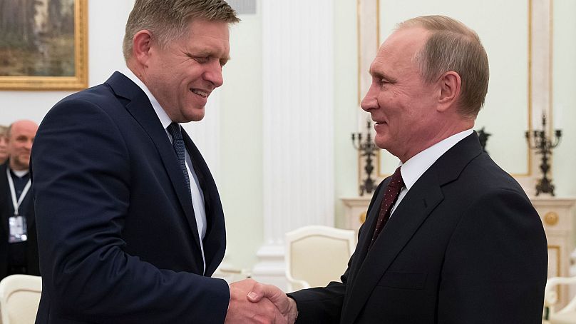 Robert Fico y Vladímir Putin en 2016.