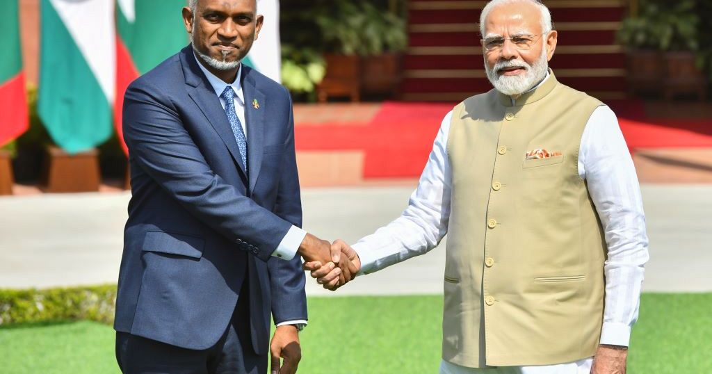 India offers financial support to Maldives after talks to repair ties