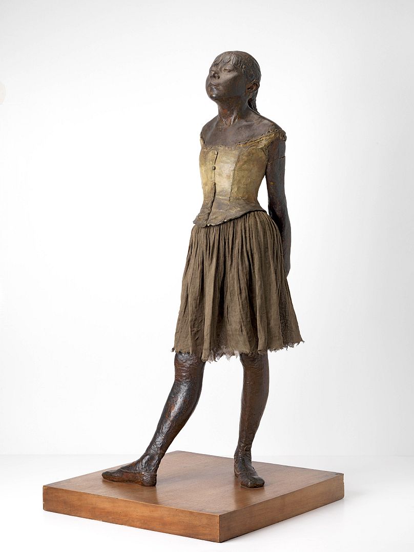 Edgar Degas'nın 14 yaşındaki dansçı kız çocuğu çalışması.