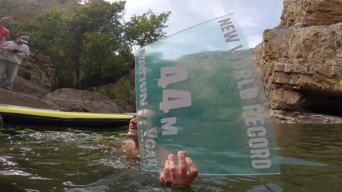 Un nouveau record pour le plus haut plongeon de la mort