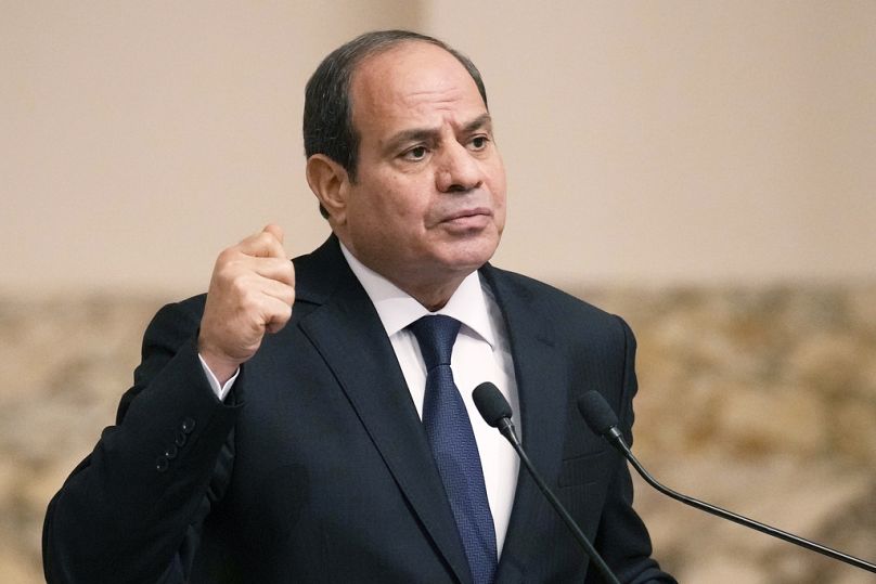 الرئيس المصري عبد الفتاح السيسي خلال مؤتمر صحفي مشترك في القاهرة 25 تشرين الأول أكتوبر 2023