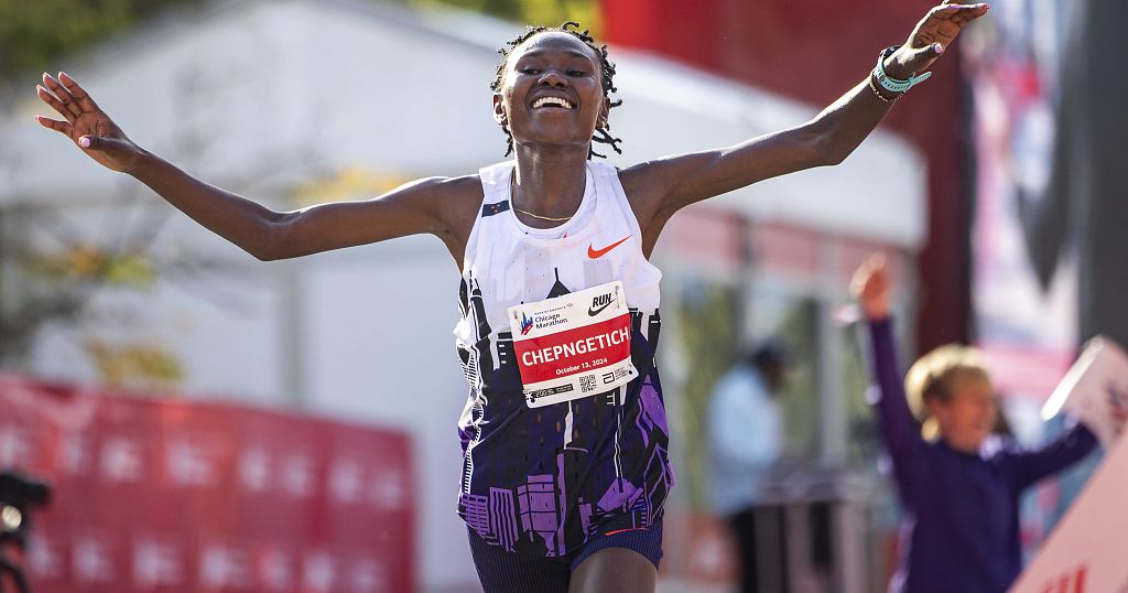 Chicago marathon: Ruth Chepngetich shatters world record time