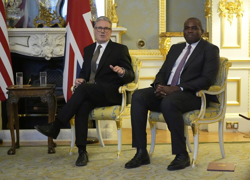 Keir Starmer brit miniszterelnök David Lammy külügyminiszterrel 2024 szeptemberében 