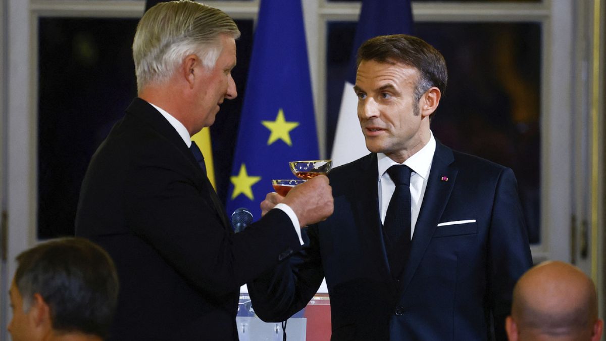 Le roi Philippe de Belgique et la reine Mathilde entament une visite d'Etat en France