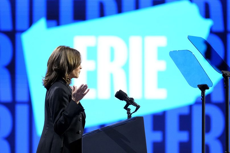 Kamala Harris parla a Erie, Pennsylvania